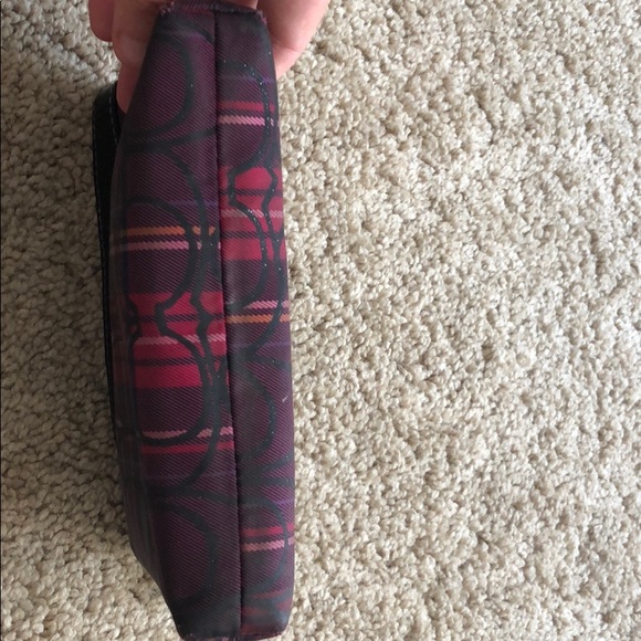 Coach wristlet - Picture 5 of 7